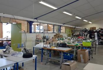 Vente de bureaux à 3 minutes de l'autoroute A 89  à Neulise - 42590