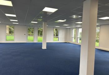 Vente bureaux - Proche gare et centre-ville, route bleue  à Pornic - 44210