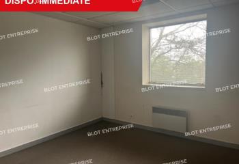Vente bureaux, zone Creac'h Gwen, proche bus et stationnements  à Quimper - 29000