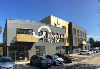 Vente bureaux - Proche métro B et gare SNCF  à Saint-Genis-Laval - 69230