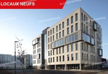 Vente de bureaux A 400 m du Tramway ligne 3  à Saint-Herblain - 44800