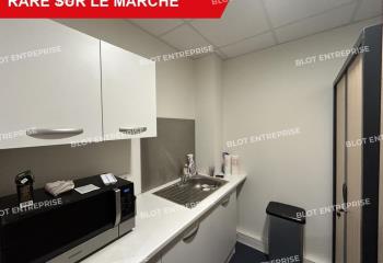 Vente bureau - Proche périphérique et bus  à Saint-Herblain - 44800