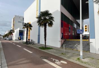 Vente bureaux centre - Proche commerces et parking  à Saint-Nazaire - 44600