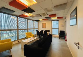 Vente bureaux - Proche gare, centre-ville et 4 voies  à Saint-Nazaire - 44600