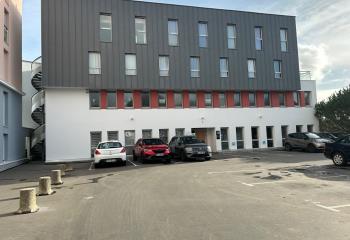 Vente bureaux Ouest - Proche bus et gare SNCF