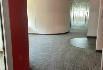Achat de bureaux en parc technologique  à Saint-Priest - 69800