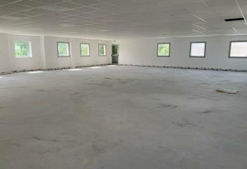 Vente bureaux - Proche A43 et Rocade Est  à Saint-Priest - 69800
