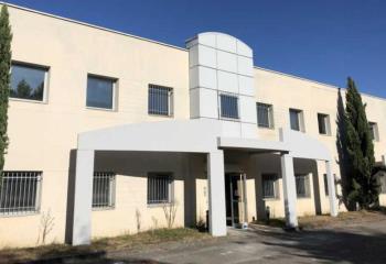 Vente bureaux - ZI Mi-Plaine, proche commerces et transports  à Saint-Priest - 69800