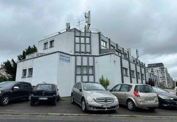 Vente bureaux - Proche tramway ligne 5, RD 301 et 316  à Sarcelles - 95200