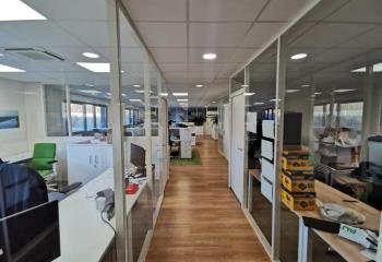 Vente bureaux - Proche Lille et Valenciennes, sortie autoroute  à Sars-et-Rosières - 59230
