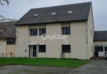Vente de bureaux en ZA proche du centre ville  à Serres-Castet - 64121