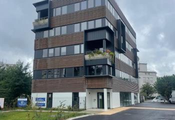 Vente bureaux - Proche Rocade sortie N°17 et bus