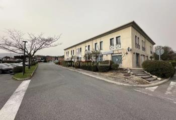 Vente bureau climatisé à avec ascenseur et accès PMR  à Tourrettes - 83440