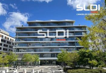 Vente bureaux - Grand Parilly, proche tram et métro  à Vénissieux - 69200