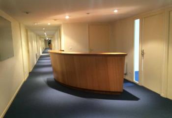 Bureaux à vendre proche centre commercial  à Villeneuve-d'Ascq - 59491