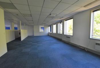 Vente bureaux, Parc des Expositions, accès sécurisé et gardien