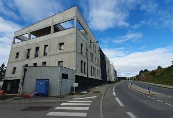 Vente bureaux - Proche zone commerciale et hôpital  à Voiron - 38500