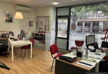 Vente bureau centre-ville - Proche commerces et transports  à Voiron - 38500