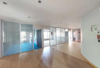 Bureau à vendre Voisins-le-Bretonneux (78960) - 314 m²  à Voisins-le-Bretonneux - 78960