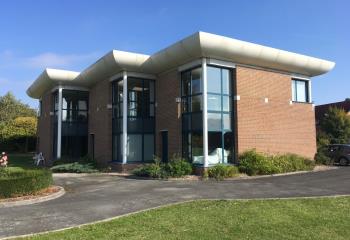 Vente bureaux - Proche autoroute A27 et gare SNCF Baisieux