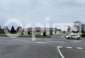 Local commercial à vendre Caylus (82160) - 800 m²