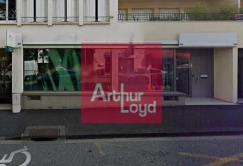 Vente local commercial centre - Transports en commun  à Clermont-Ferrand - 63000