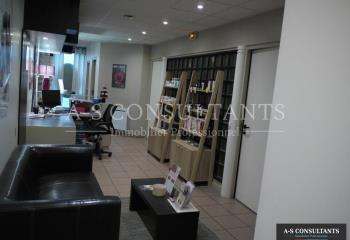 Fonds de commerce coiffure beauté bien être à vendre Collonges-sous-Salève (74160)  à Collonges-sous-Salève - 74160