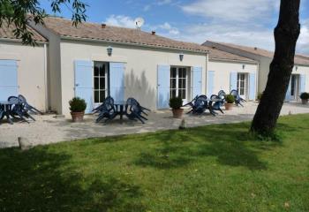 Local commercial à vendre Saint-Pierre-d'Oléron (17310) - 1000 m²  à Saint-Pierre-d'Oléron - 17310