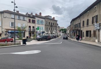 Local commercial à vendre - Place du 11 Novembre  à Soucieu-en-Jarrest - 69510