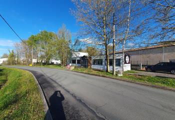 Entrepôt à vendre - Sortie RN89