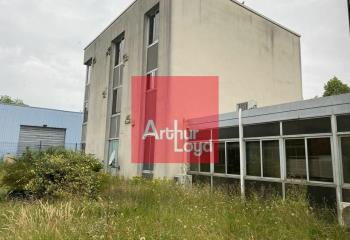 Bâtiment indépendant à vendre - Proche N104, A6, A10  à Bondoufle - 91070