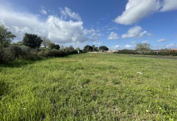 Terrain constructible à vendre - Proche périphérique et tram  à Bouguenais - 44340