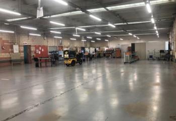 Local d'activités à vendre - Proche A13 et RER A  à Conflans-Sainte-Honorine - 78700