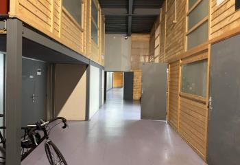 Vente entrepôt - Proche A4, A6a et RER C  à Ivry-sur-Seine - 94200