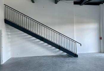 Activité/Entrepôt à vendre Marines (95640) - 848 m²  à Marines - 95640