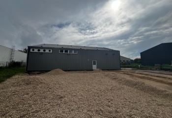 Entrepôt à vendre - Proche A15 et D915