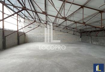 Local de stockage à vendre - Proche autoroutes et centre-ville  à Marseille 14 - 13014