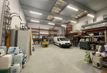 Vente local d'activités - Proche A6, A15 et N104