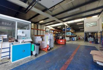 Activité/Entrepôt à vendre Montigny-le-Bretonneux (78180) - 2495 m²  à Montigny-le-Bretonneux - 78180