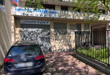 Local d'activité/bureaux à vendre - Proche A86 et A3