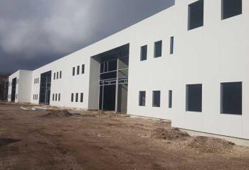 Locaux d'activités neufs à vendre - Proche rocade  à Saint-Jean-d'Illac - 33127