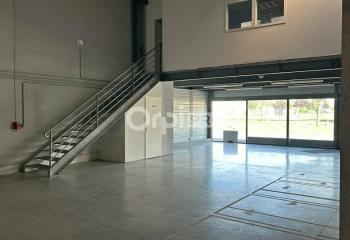 Activité/Entrepôt à vendre Serres-Castet (64121) - 348 m²