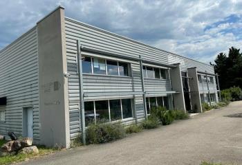 Local d'activité avec logement à vendre - Proche D45 et D13