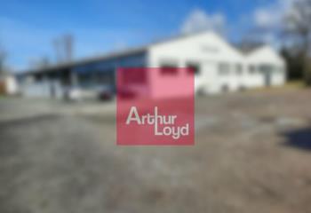 Vente ensemble immobilier - Proche axes autoroutiers  à Thiers - 63300