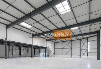 Local d'activités à vendre - Proche gare  à Vaires-sur-Marne - 77360