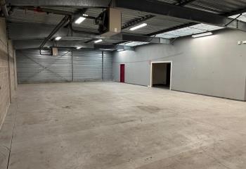 Local d'activités à vendre - Proche D605  à Vaux-le-Pénil - 77000