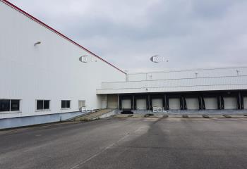Entrepôt avec bureaux à vendre - Proche A43 et gare  à Villefontaine - 38090