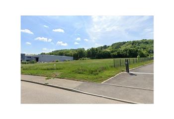 Terrain à vendre Saint-Quentin-Fallavier (38070) - 3340 m²  à Saint-Quentin-Fallavier - 38070