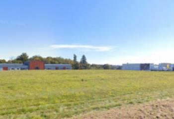 Terrain à vendre - accès infrastructures locales  à Saint-Yrieix-la-Perche - 87500