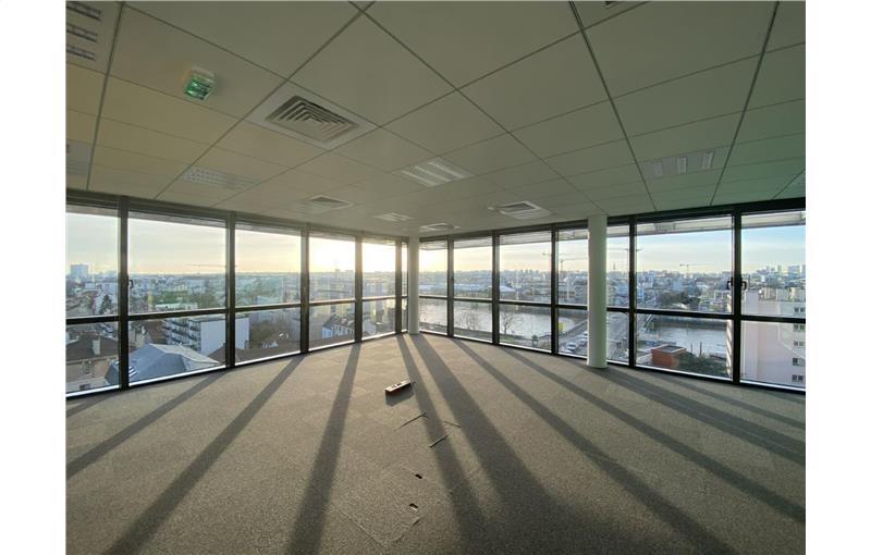 Location de bureau de 4 196 m² à Alfortville - 94140 photo - 1